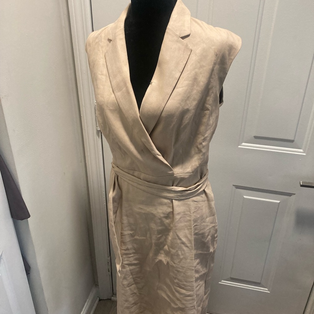NEVER WORN! The Notched Collar Tie Waist Dress In Herringbone Linen Blend